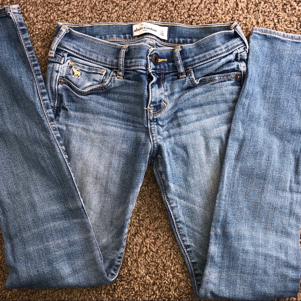 Abercrombie Distressed Skinny Jeans sz 12 EUC